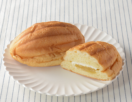 ありあけハーバー監修　まるでハーバーな味わいブリオッシュ（栗入り餡＆ホイップ）