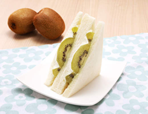 キウイフルーツサンド