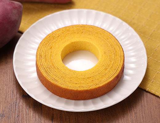 おいものバウムクーヘン（富の川越いも入りあん）
