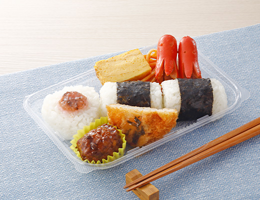 おにぎり弁当(紀州南高梅使用)