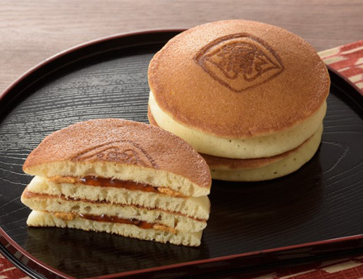 金農パンケーキ　みたらしのたれ＆きなこホイップ