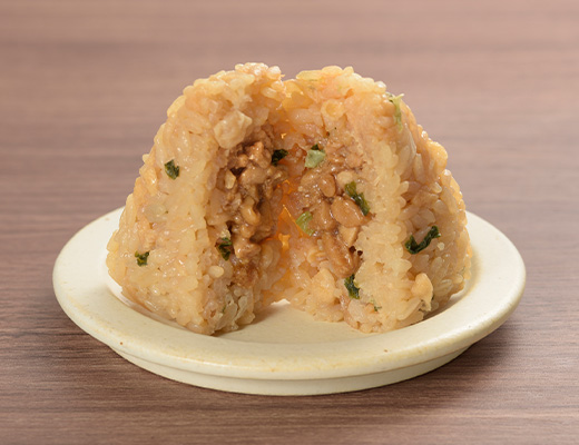 一寸亭本店監修 鶏肉入り鶏だしおにぎり