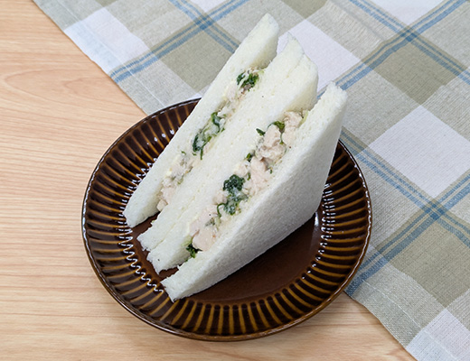塩鶏サンド