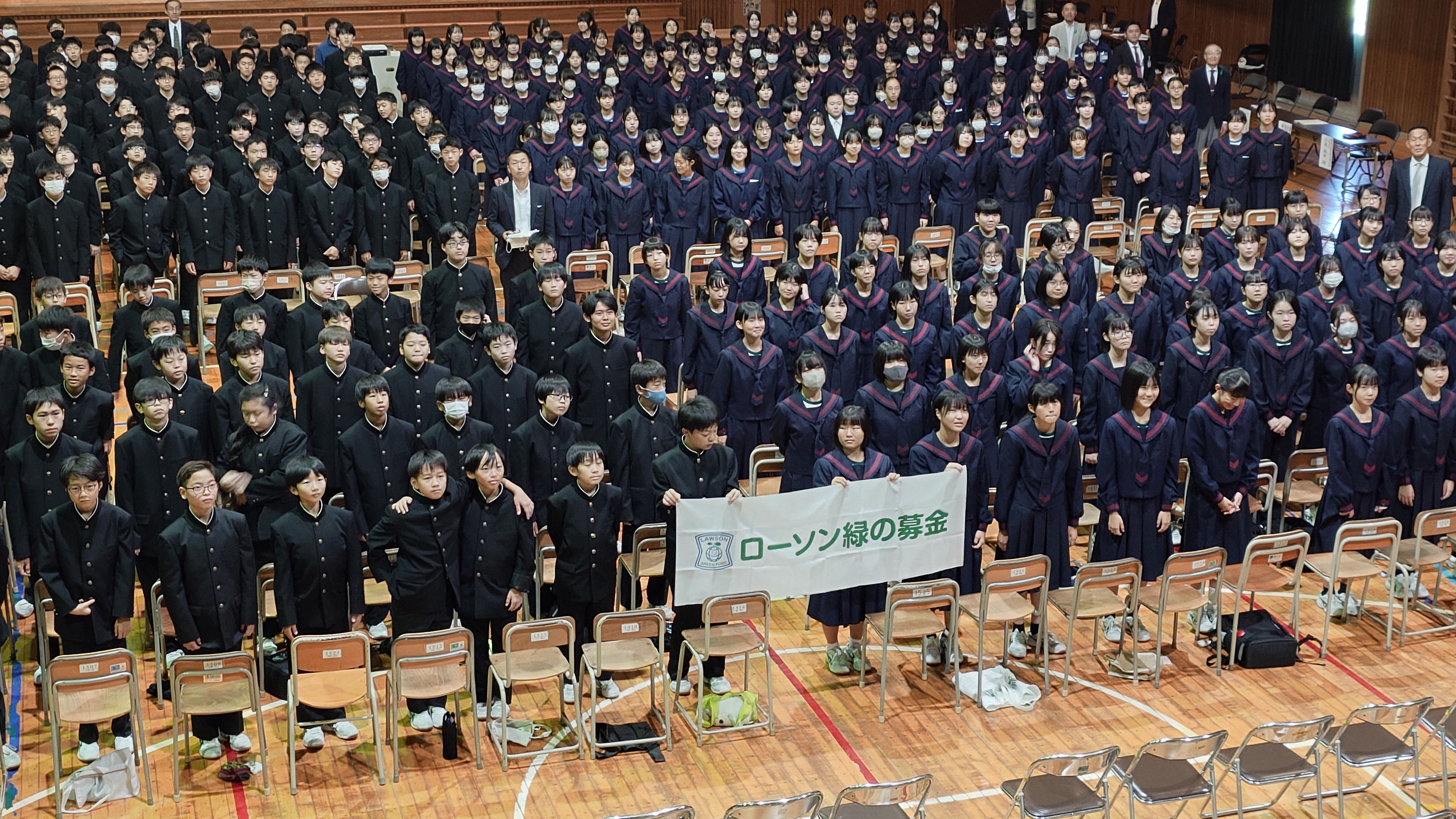 青森県青森市立沖館中学校