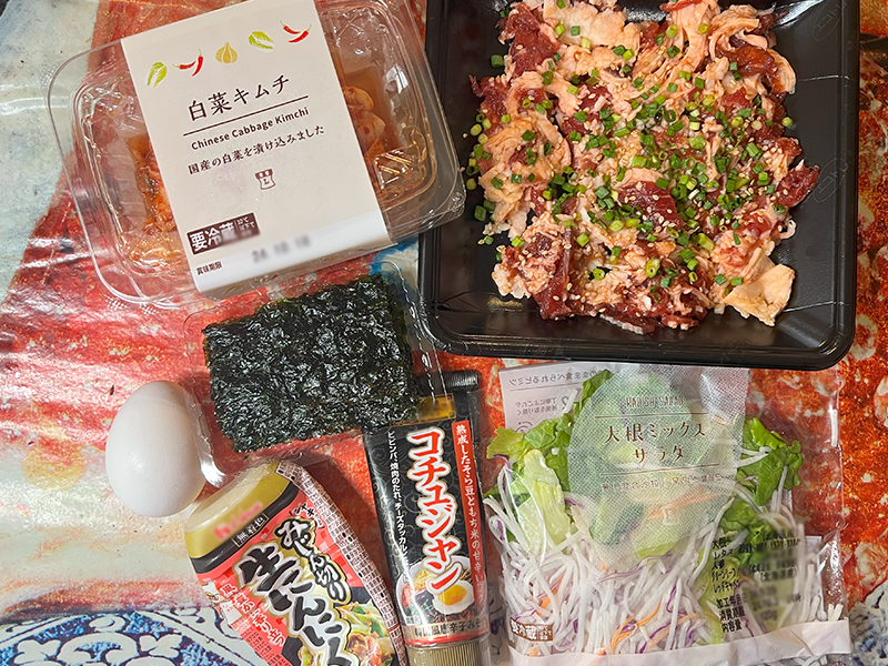 袋サラダで簡単サラダカルビ丼