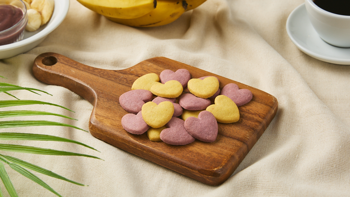 ローソン　1日分の鉄分が摂れるアサイー＆バナナビスケット