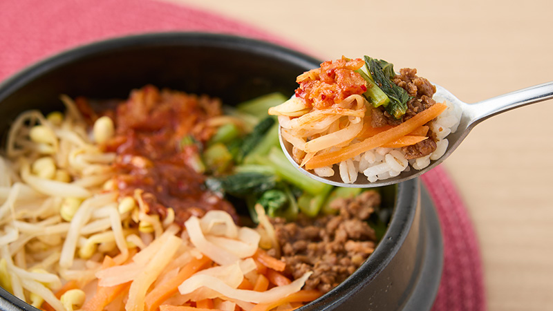 ローソン　1食分の野菜が摂れる　ビビンパ丼(麦入りご飯)