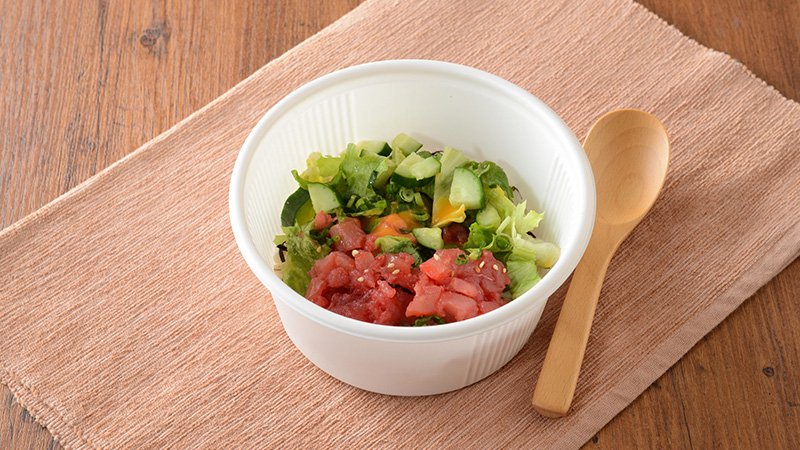 漬けマグロのポキ丼（もち麦入りご飯）