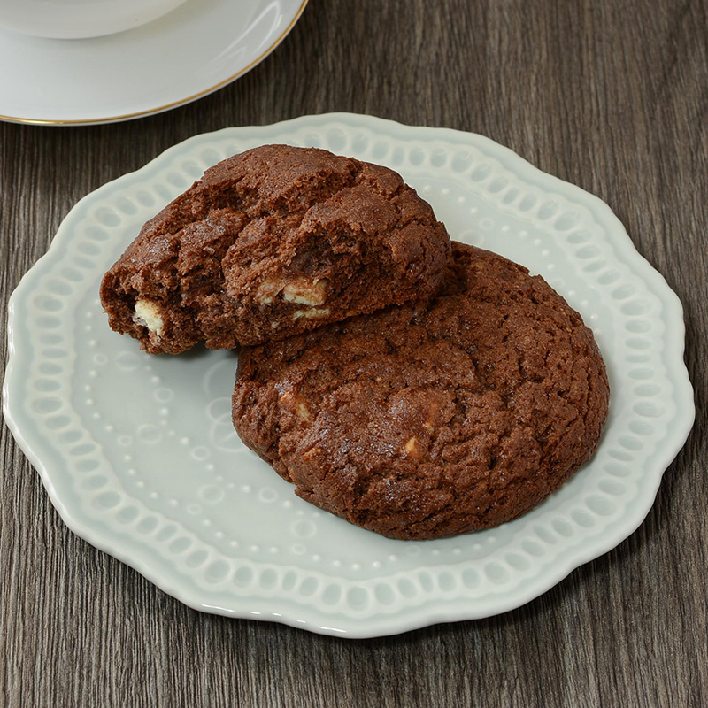 ホワイトチョコチャンククッキー（ココア）