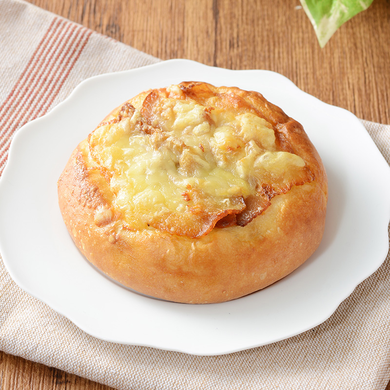 ベーコンとチーズのフォカッチャ