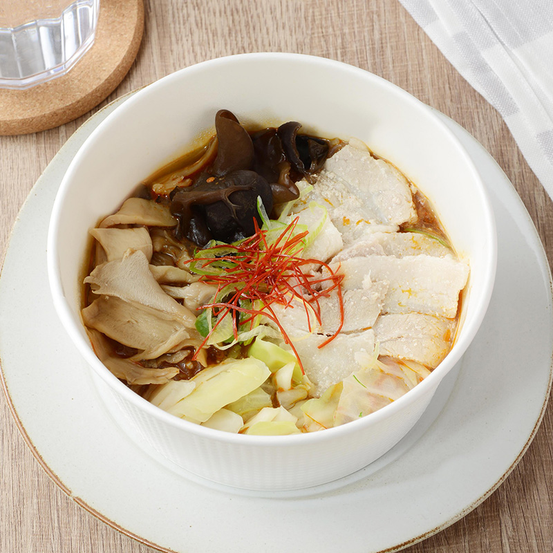 痺れる辛さの麻辣湯(豚肉ときのこ)