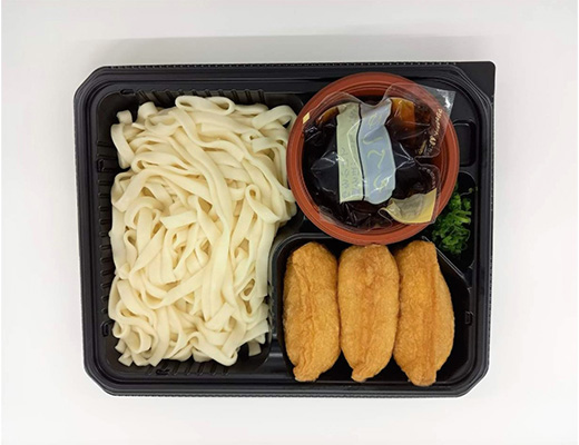 冷しきしめんとおいなりさん（生姜昆布入り）