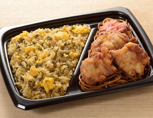 九州産辛子高菜の炒飯＆ソース焼そば