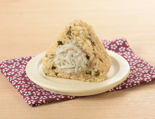 伊達なしらすと三陸産わかめごはんおにぎり